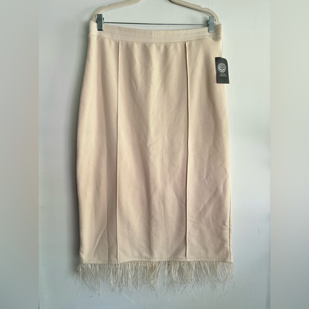 NWT Vince‎ Camuto New Romantic Feather Trim Beige Midi Straight Skirt Size L